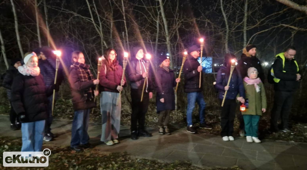 Droga Krzyżowa „PoKutnie”