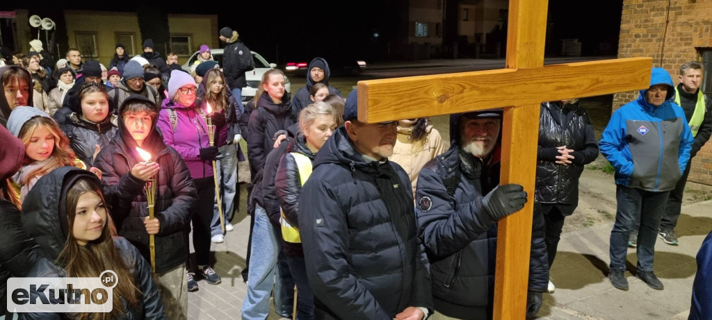 Droga Krzyżowa „PoKutnie”