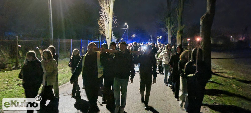 Droga Krzyżowa „PoKutnie”