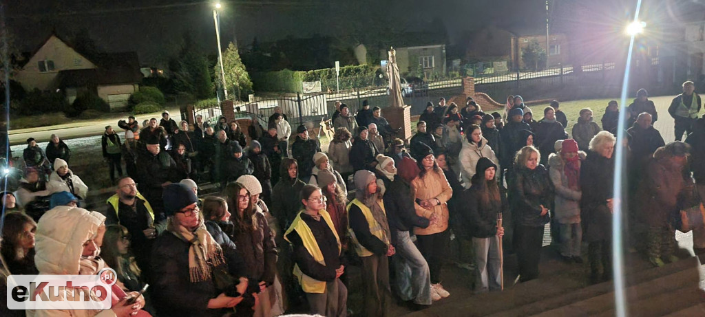 Droga Krzyżowa „PoKutnie”