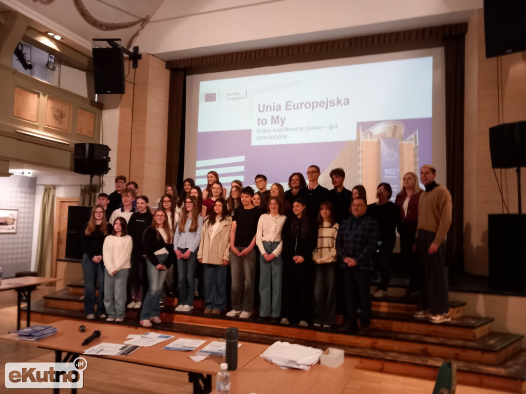 Strefa Młodych: Gra symulacyjna