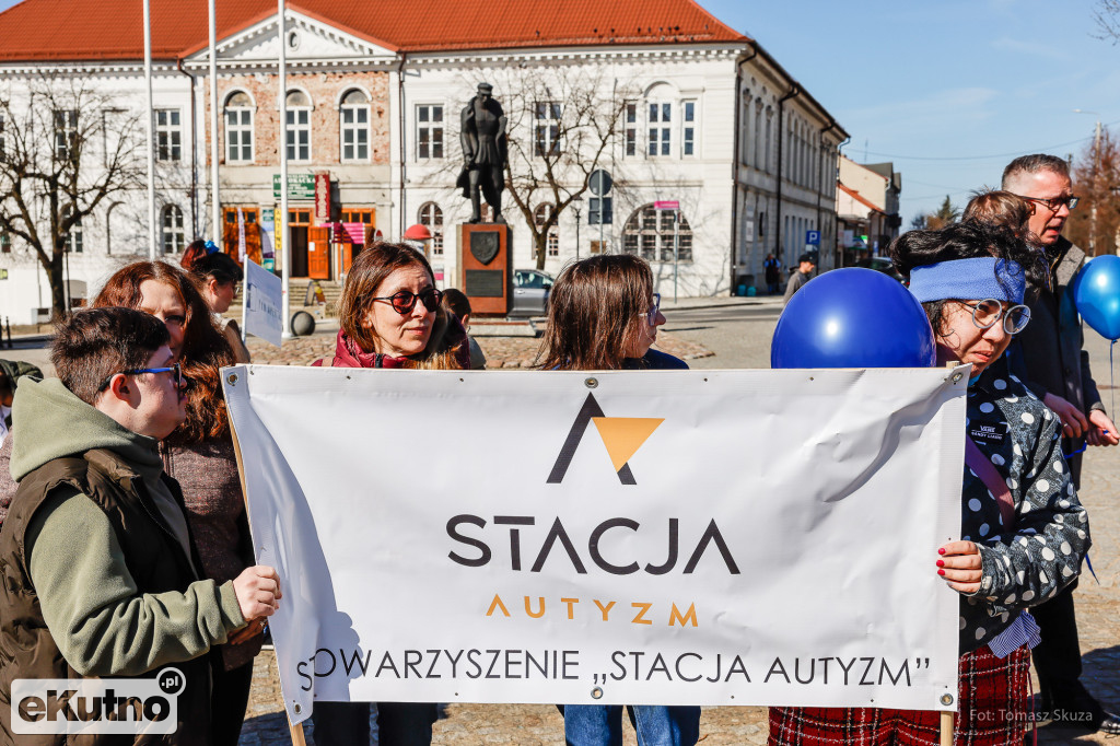 Zaświeć się na Niebiesko