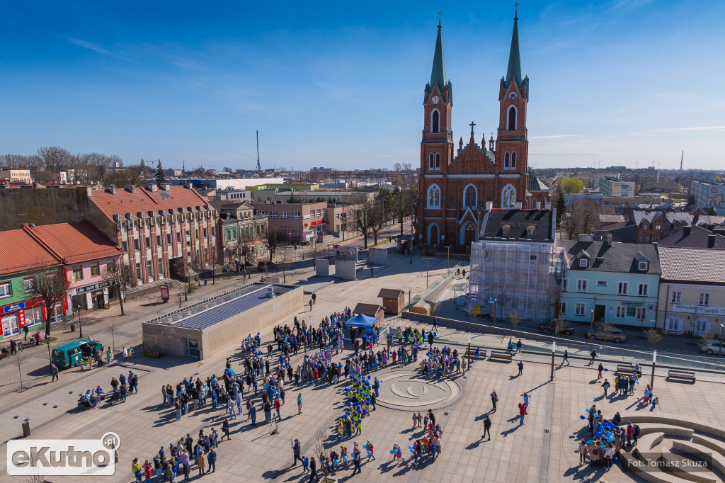 Zaświeć się na Niebiesko