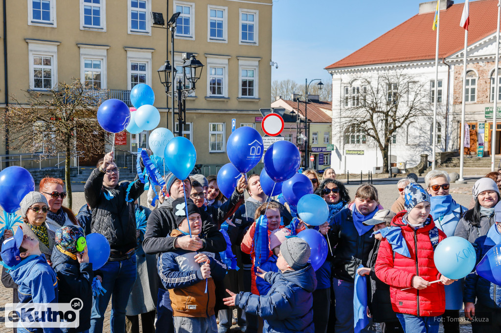 Zaświeć się na Niebiesko