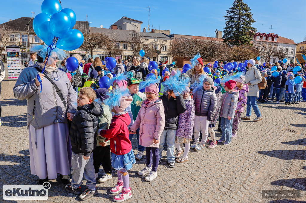 Zaświeć się na Niebiesko