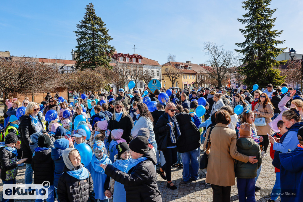 Zaświeć się na Niebiesko