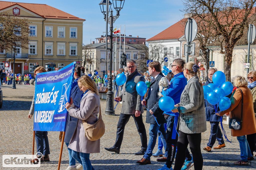 Zaświeć się na Niebiesko