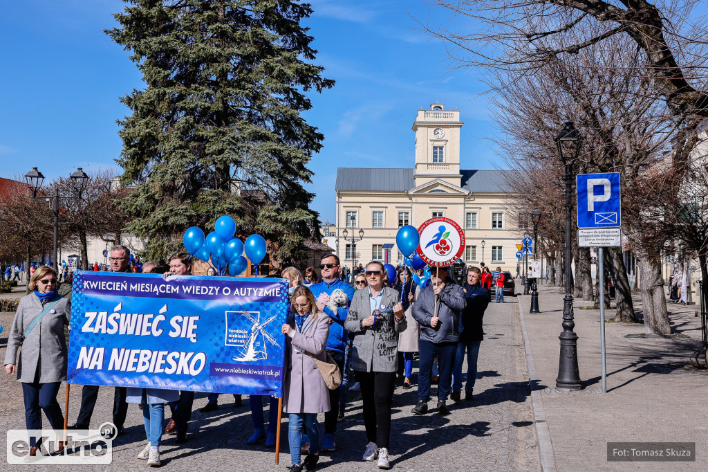 Zaświeć się na Niebiesko