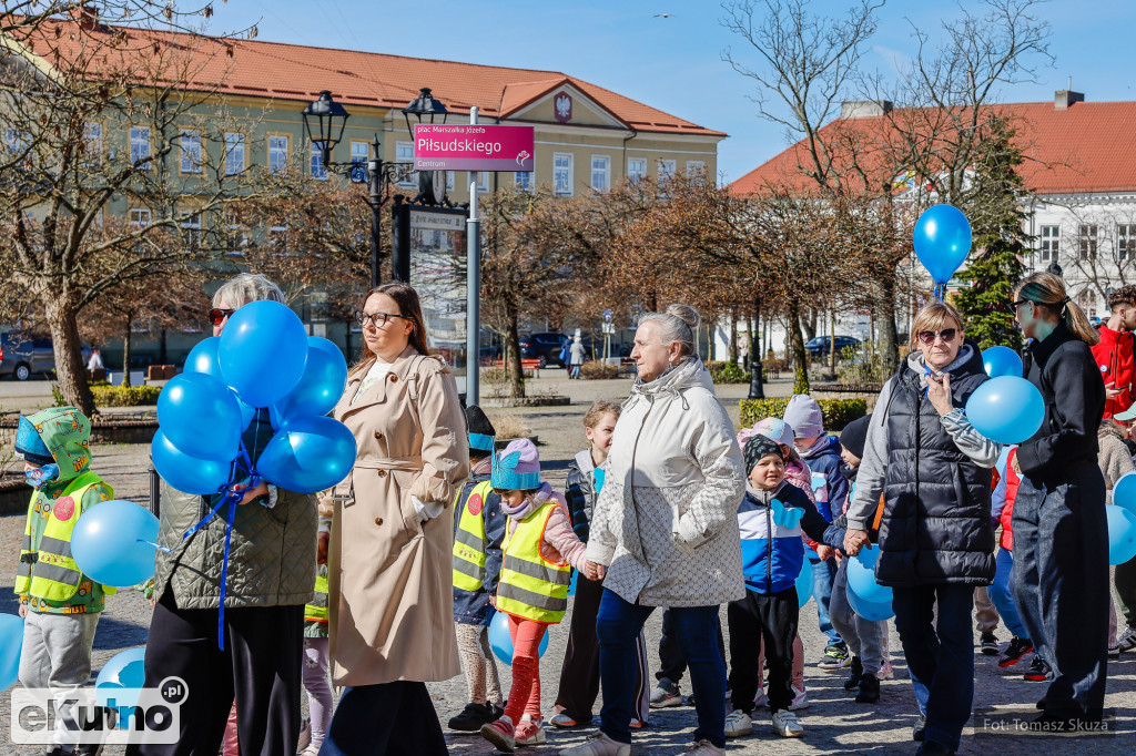 Zaświeć się na Niebiesko