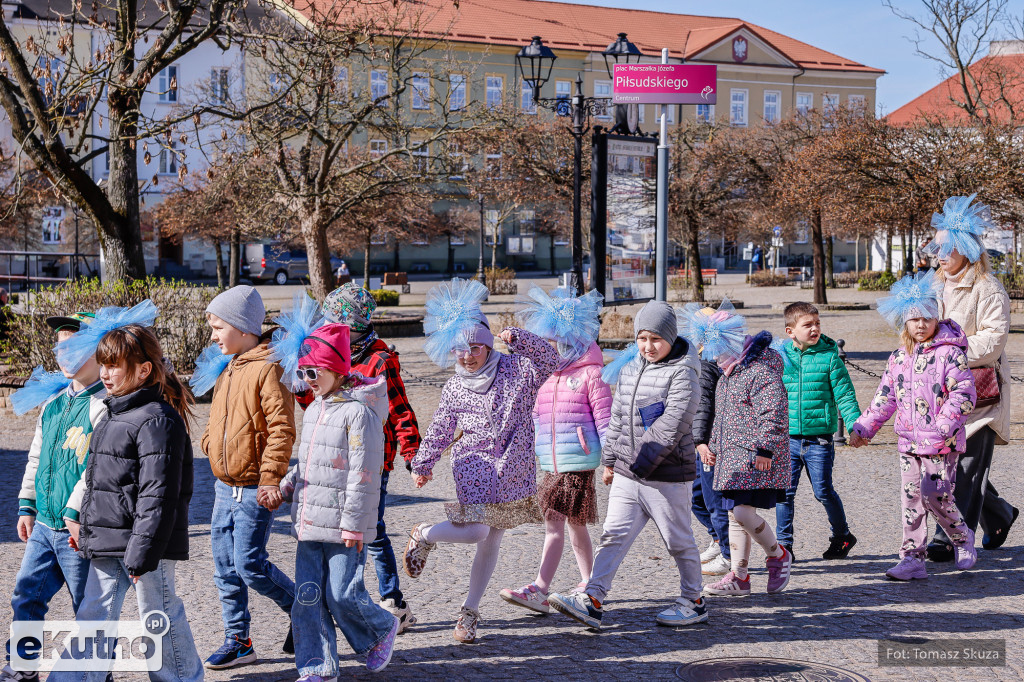 Zaświeć się na Niebiesko