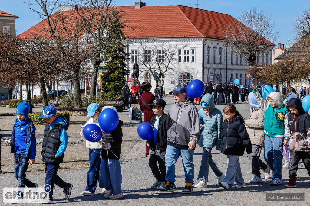 Zaświeć się na Niebiesko