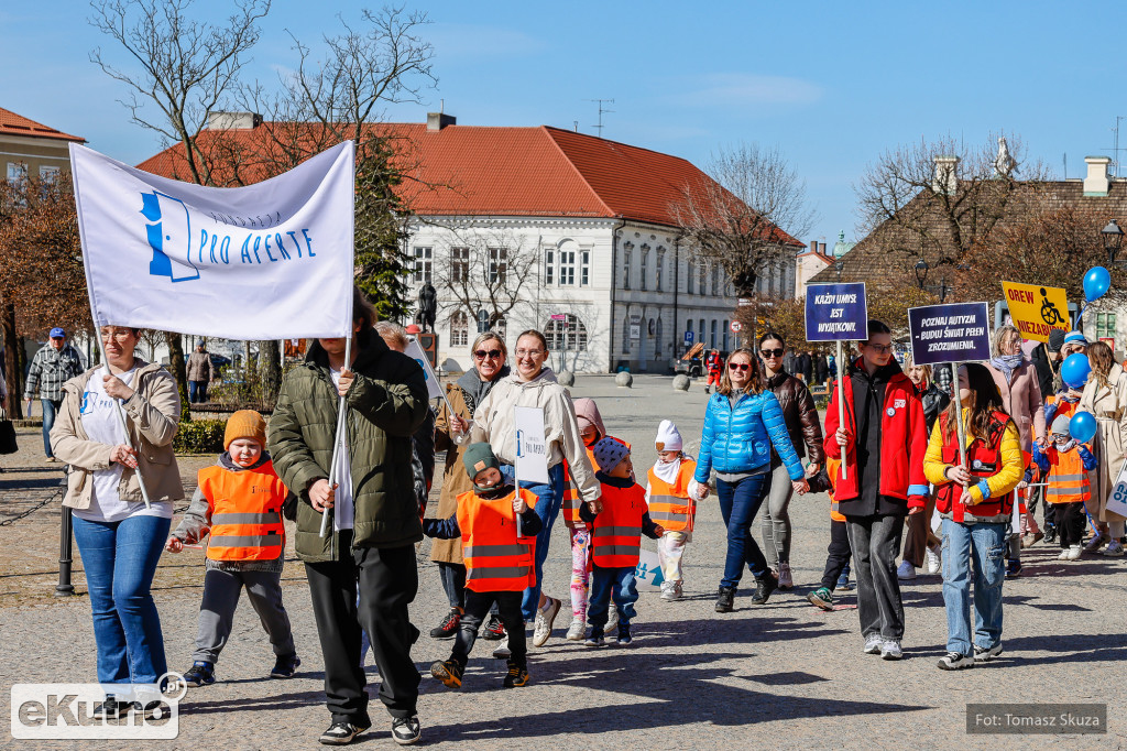 Zaświeć się na Niebiesko