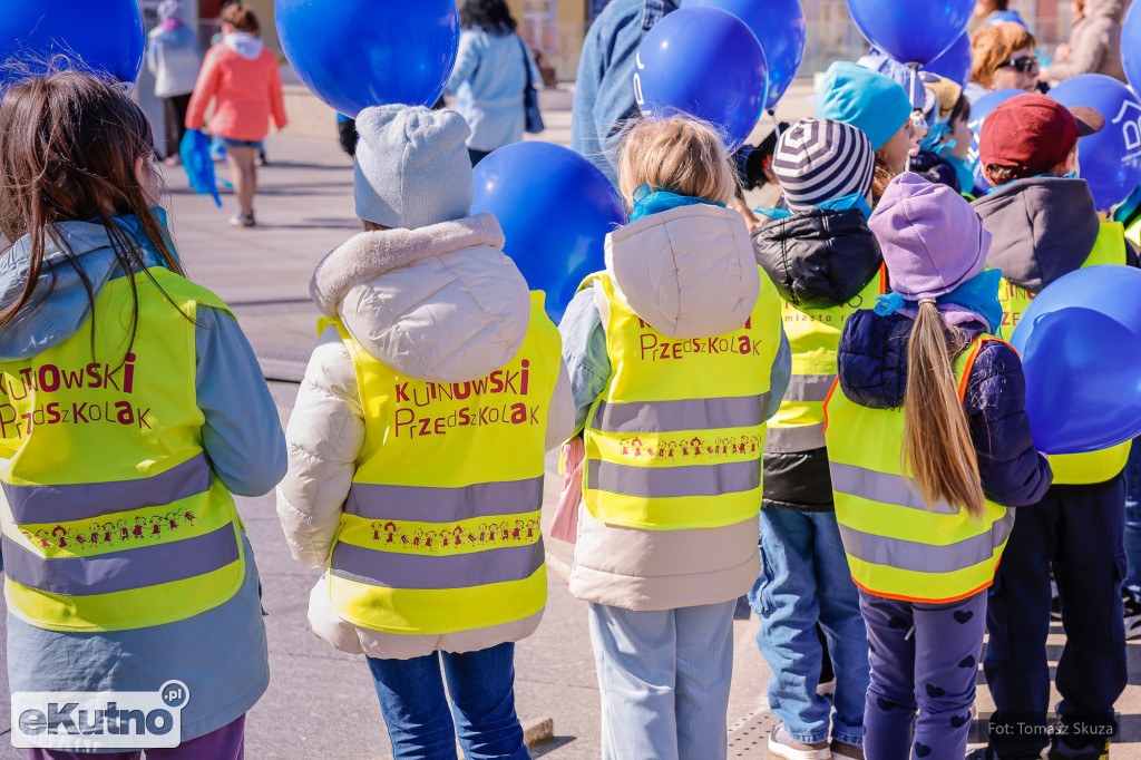 Zaświeć się na Niebiesko