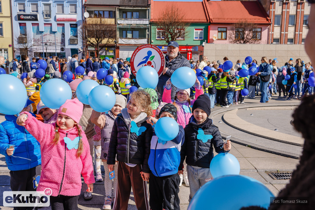 Zaświeć się na Niebiesko