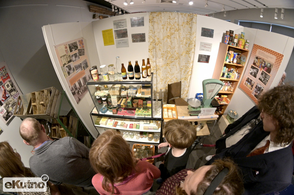 Wystawa pamiątek z lat 70