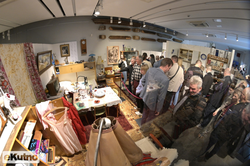 Wystawa pamiątek z lat 70