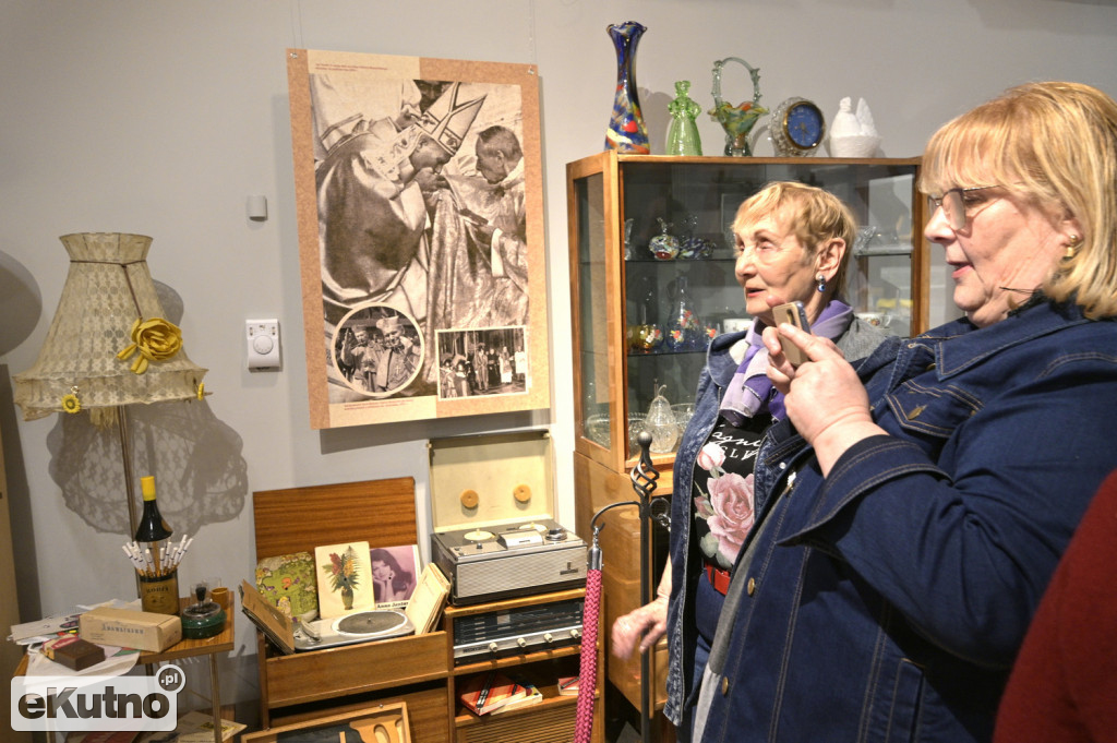 Wystawa pamiątek z lat 70