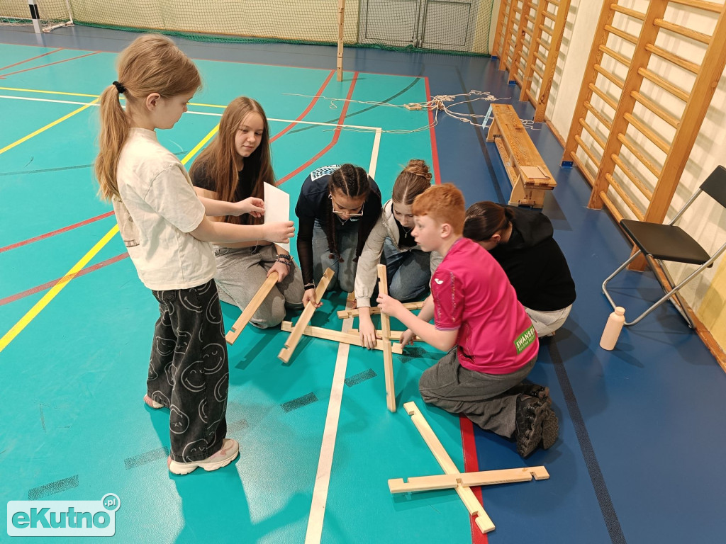 Ścieżka sensoryczna w Szóstce