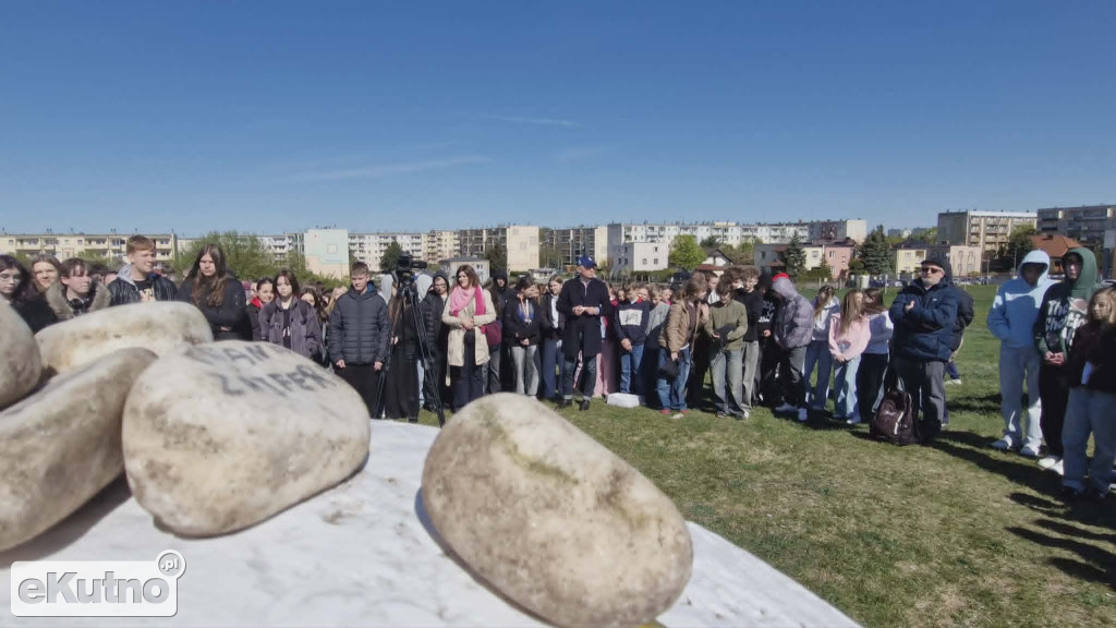 Kamienie wołać będą