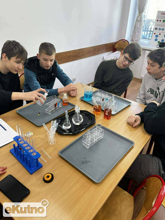 Katolickie Liceum, Technikum otwarte na uczniów