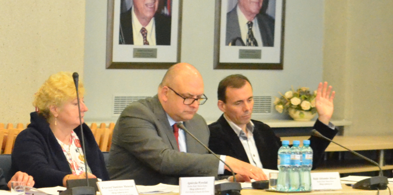 Radni Agnieszka Wyroślak, Rafał Jóźwiak i Tomasz Rędzikowski