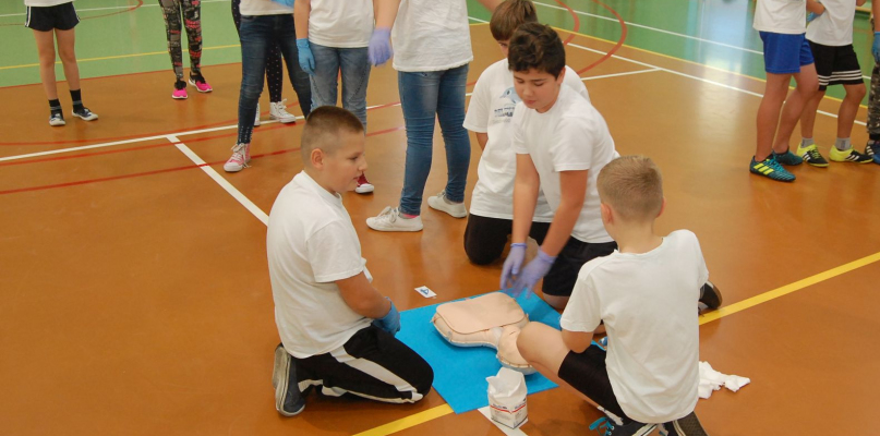 Rekord resuscytacji krążeniowo -oddechowej w Czwórce