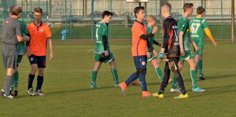 Drużyna Róży Kutno rocznik 2002/2003 kontynuuje dobrą passę