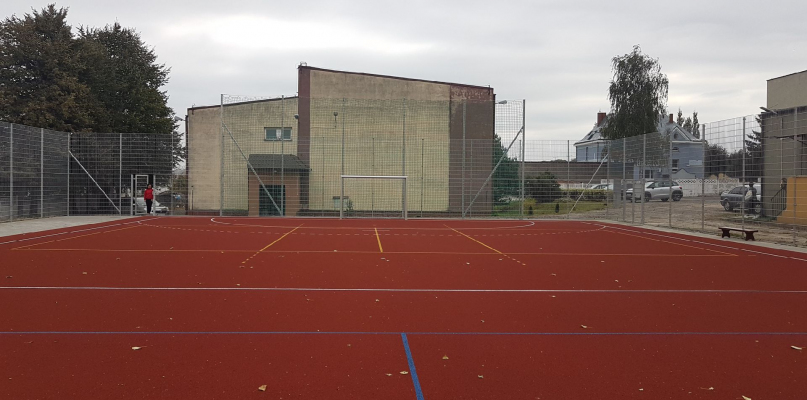 Boisko przy ośrodku czynne w soboty. Warto skorzystać!