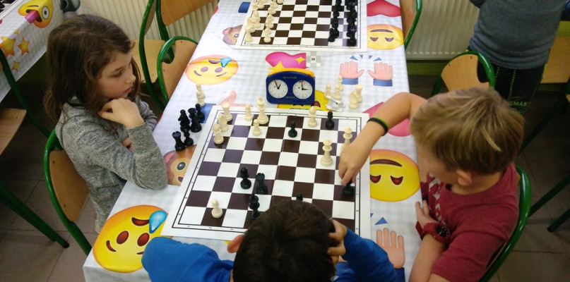 Kasia z tytułem Szachowego Mistrza Szkoły 