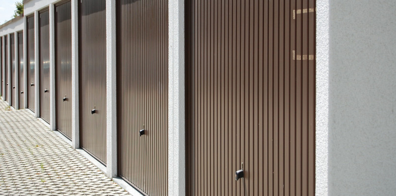 Jaki napęd do bramy garażowej wybrać?