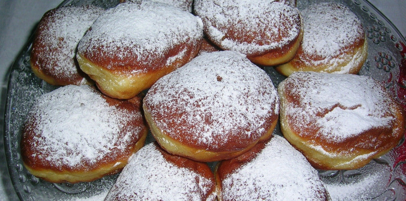 Tłusty czwartek - nierówna walka tradycji z kaloriami