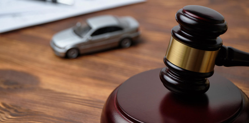 Rezygnacja i odstąpienie od umowy zakupu samochodu