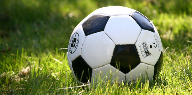 football-gcdce5fb3b_1920
