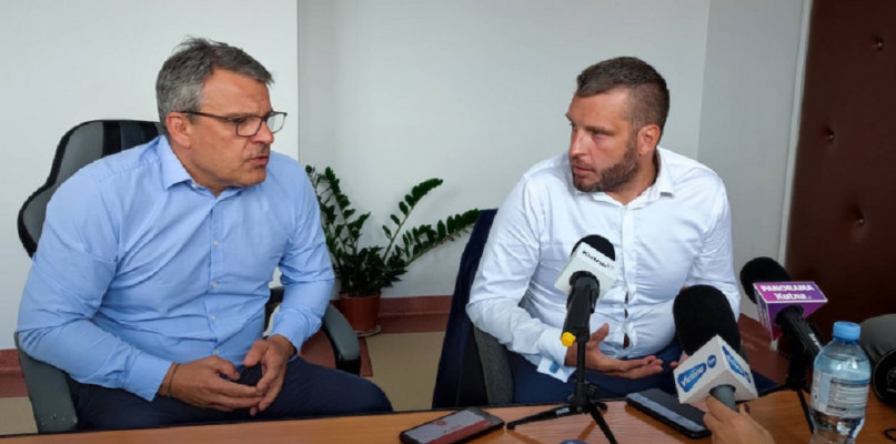 Od prawej Bartosz Serenda, Artur Gur