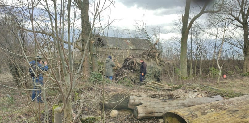 Siedem domów uszkodzonych w Ostrówkach