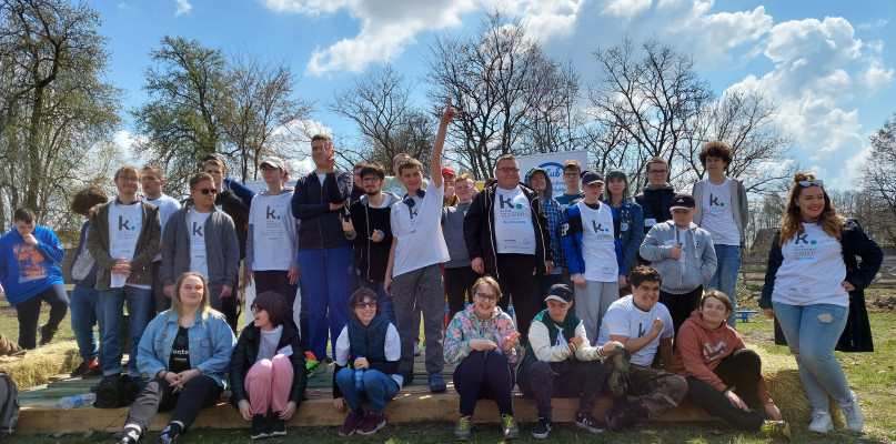 Fundacja „Pro Aperte”.