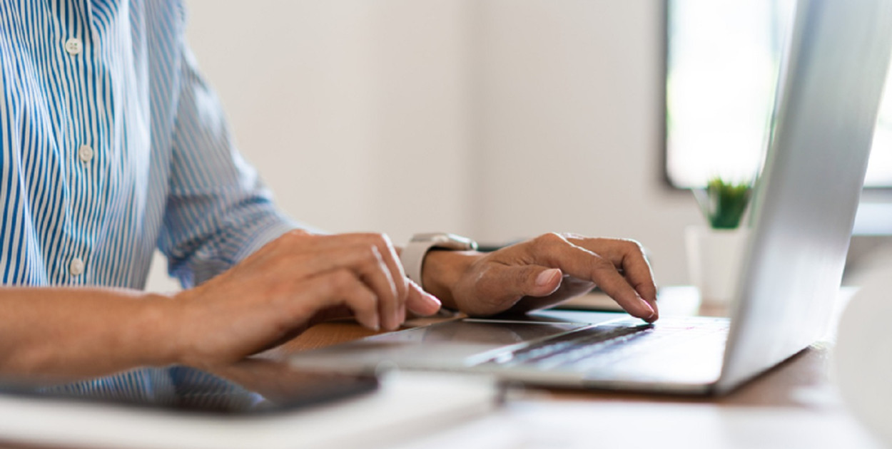 Praca grafika - jakie narzędzia są niezbędne do pracy?