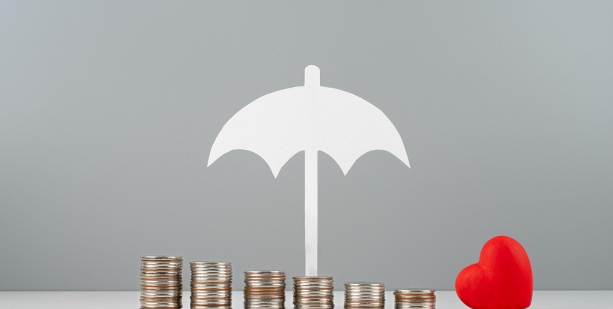 Jak zostać specjalistą ds. ubezpieczeń i ile można zarobić w tym zawodzie?
