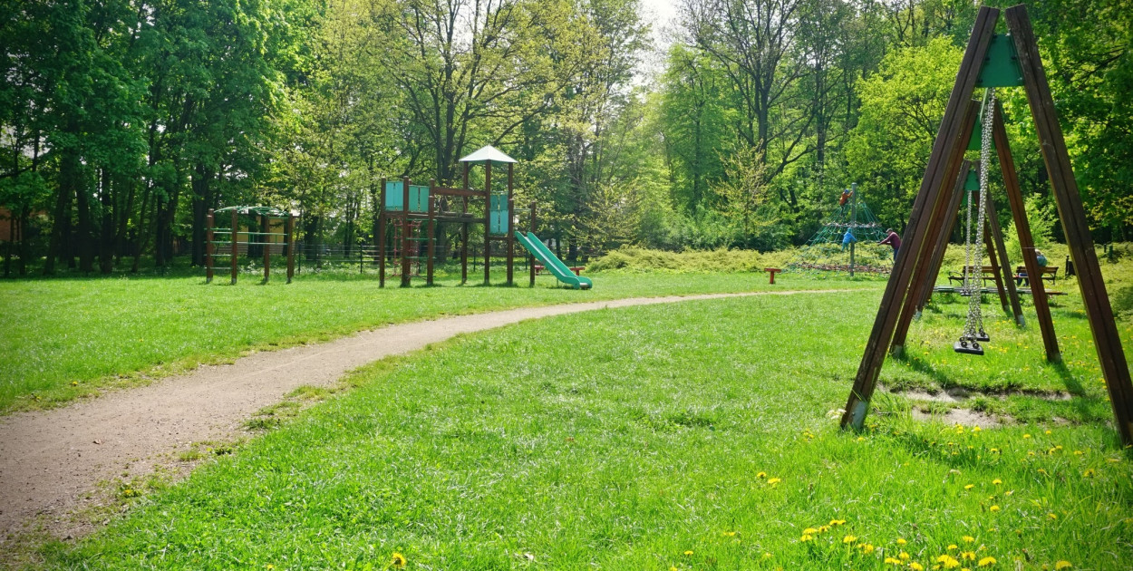 Plac zabaw w Parku Wiosny Ludów wreszcie dla dzieci z niepełnosprawnościami