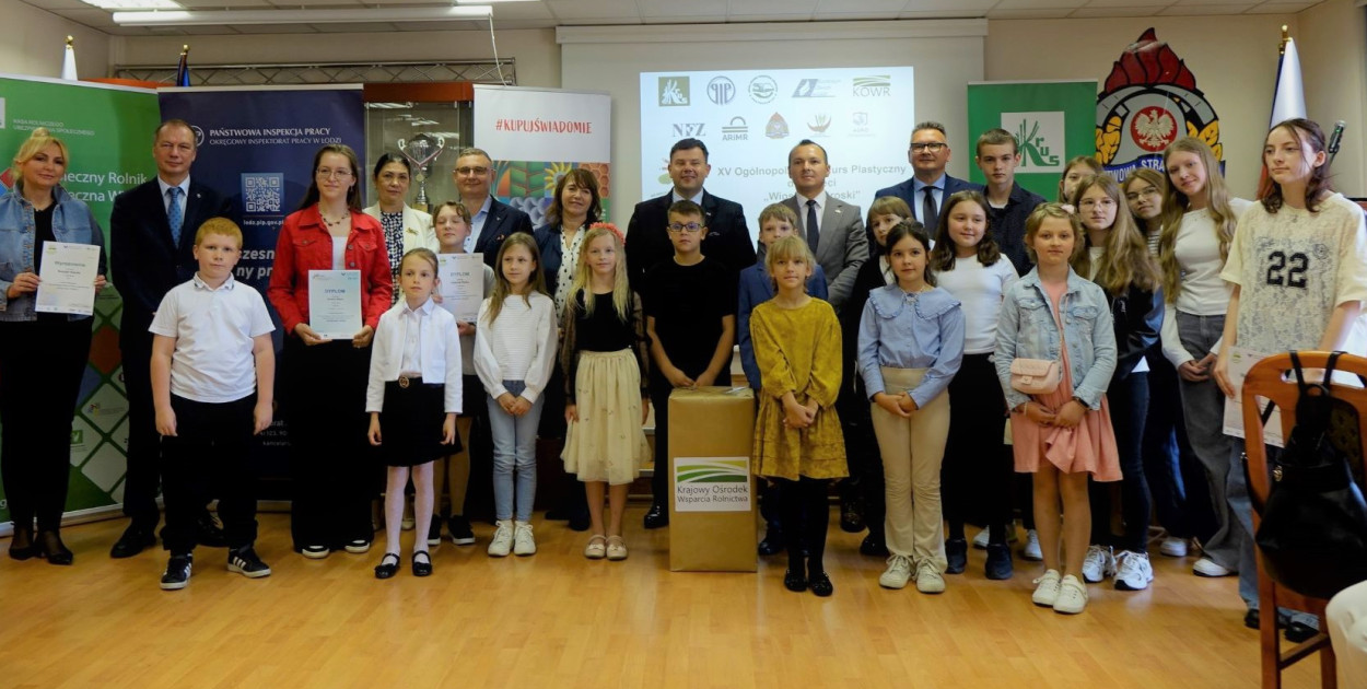 Laureaci XV Ogólnopolskiego Konkursu Plastycznego dla Dzieci pt. „Wioski bez troski”