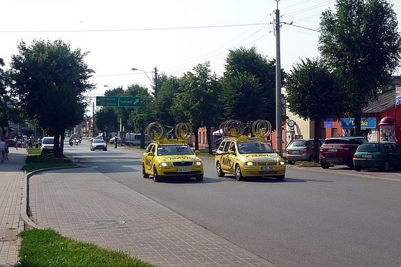 Kolarze na mecie w Kutnie