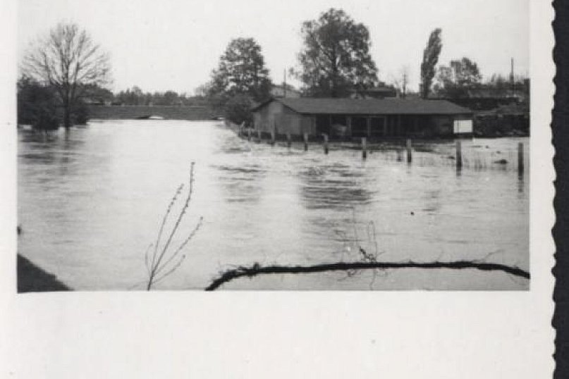 Świadek czasu, światło prawdy/Było i nie minie. Wielka woda w Kutnie