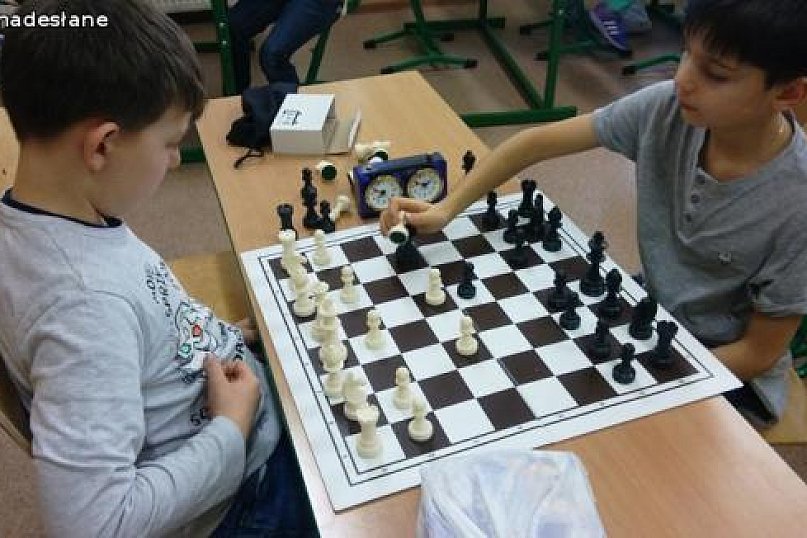 Szachy - Królewska Pasja w Szkole Podstawowej nr 6 w Kutnie