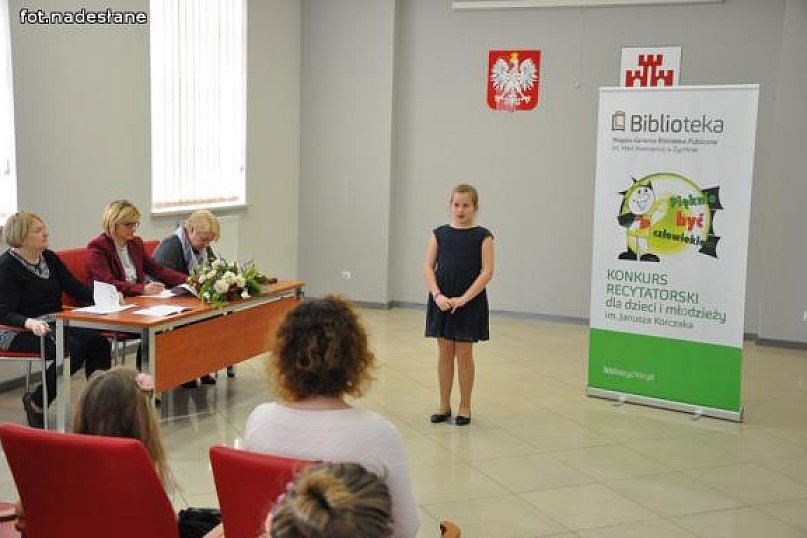 Żychlin: XXXIX Rejonowy Konkurs recytatorski Pięknie być człowiekiem