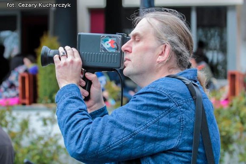 45 lat Kutnowskiego Domu Kultury: zasłużeni, wystawy i folklor kutnowski