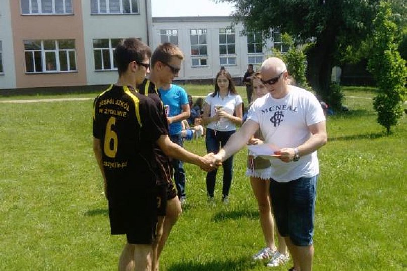 Mistrzostwa Kutna Szkół Ponadgimnazjalnych w Siatkówce Plażowej