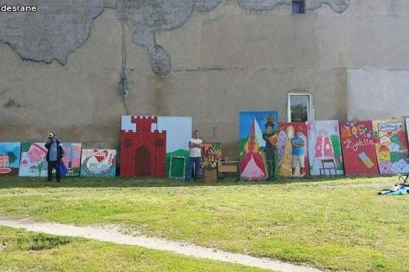 Super mural w Żychlinie. Piknik DoMOStwa