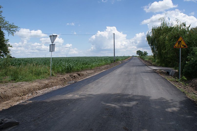 Nowa droga w gminie Strzelce