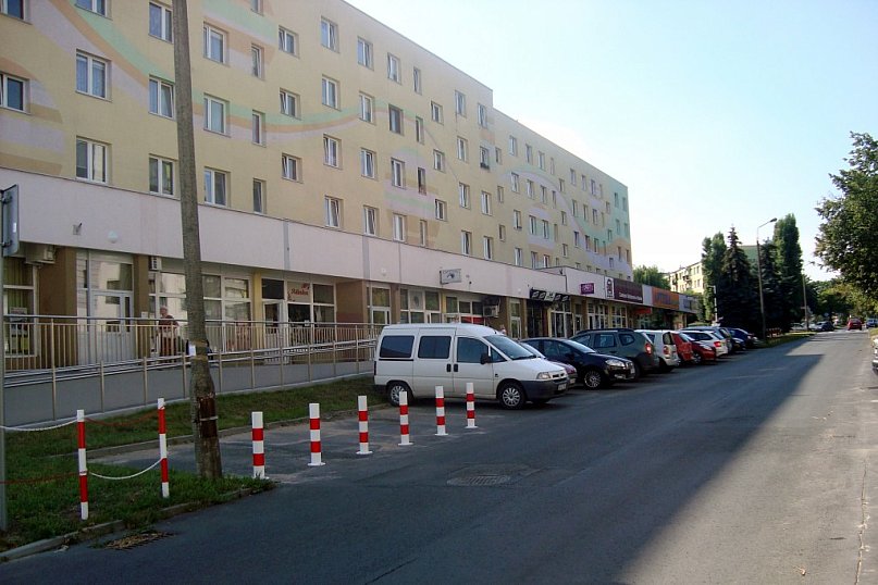 Mniej miejsc parkingowych na Jagiełły