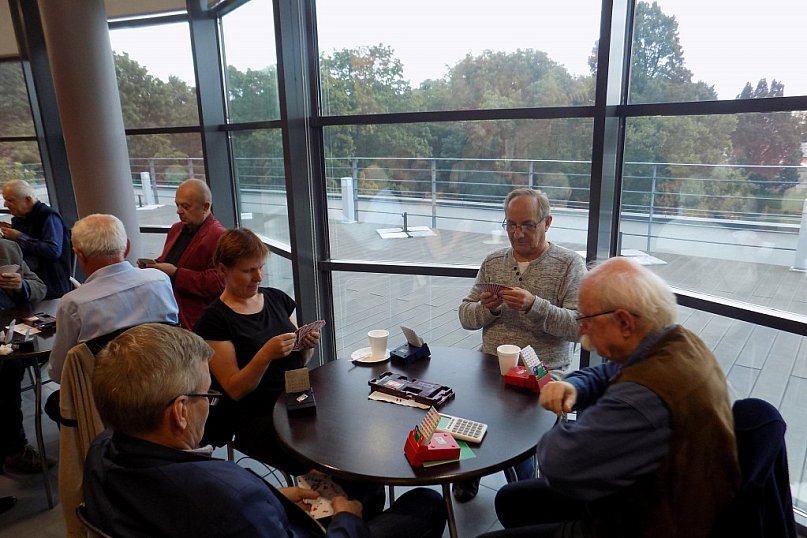 Turniej brydżowy w Mieście Róż